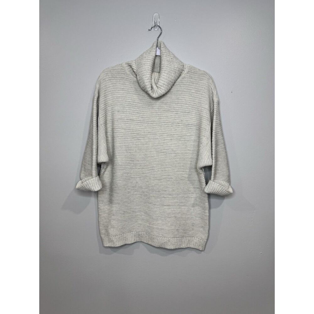Lumiere Sweater Womens Medium Cream Chunky Knit Casual Preppy Neutral Minimalist